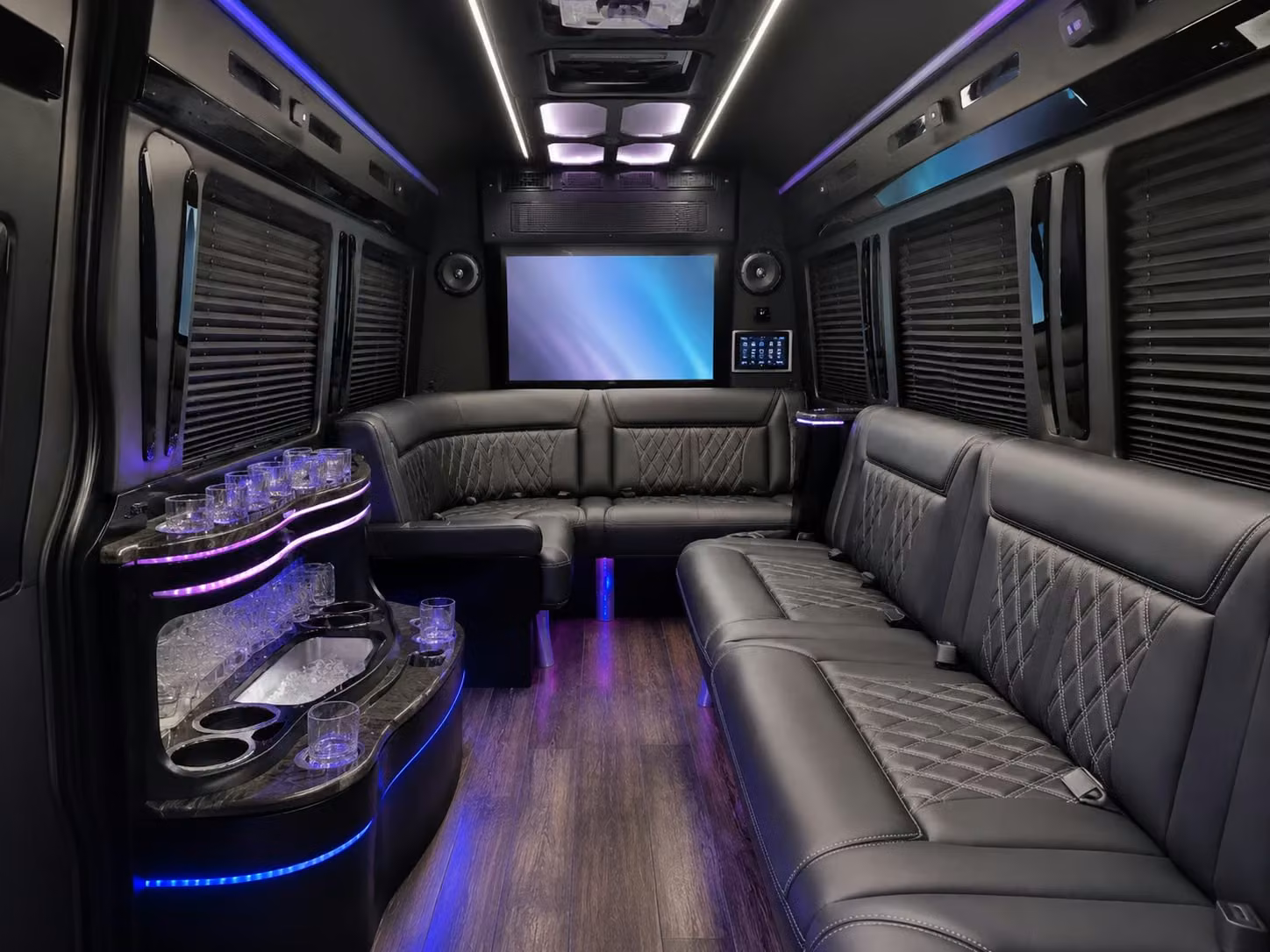 bus rental options for wyoming trips