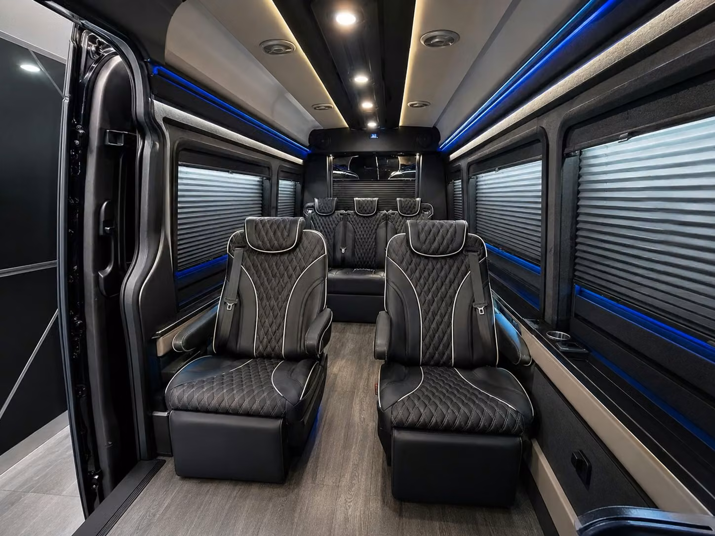 hotel to airport shuttle services for wyoming michigan travelers
