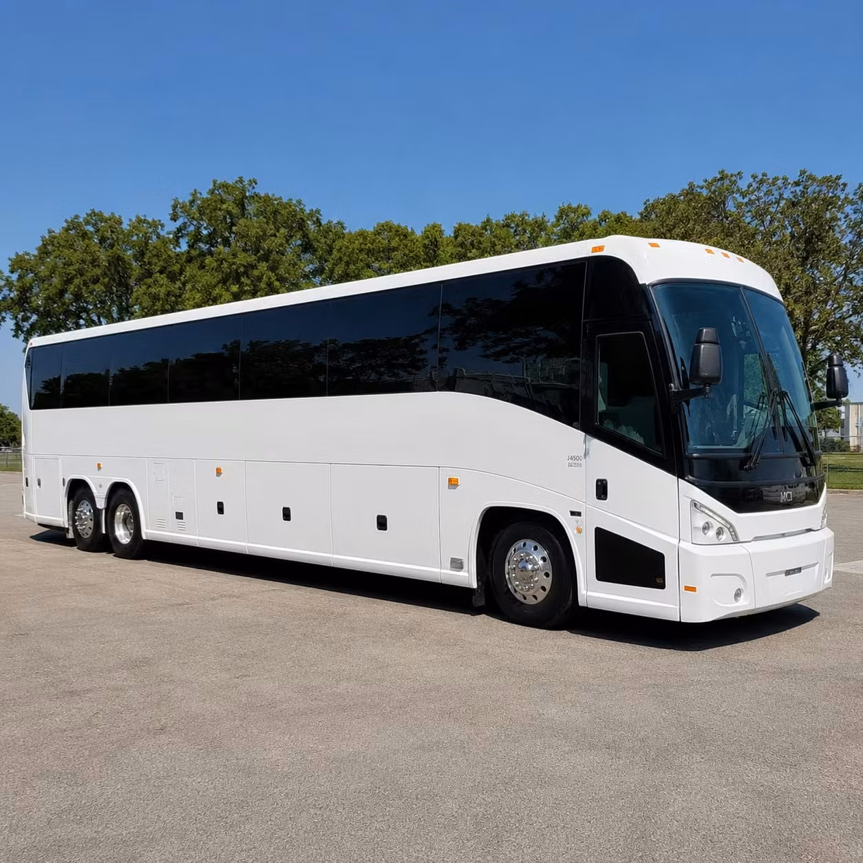 michigan lottery amphitheatre and outdoor venue shuttle bus rentals