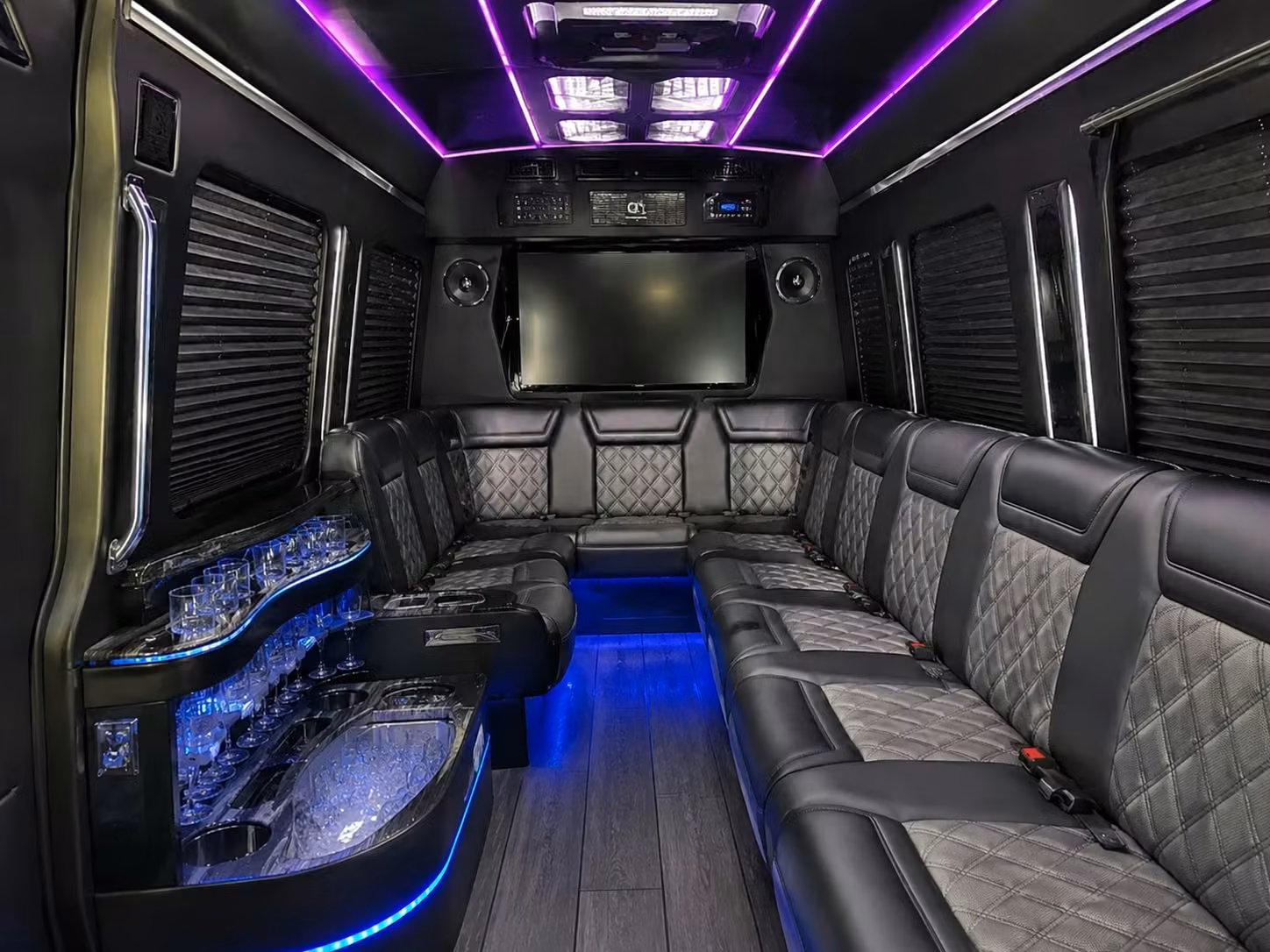 out of town guest airport shuttles for wyoming michigan weddings